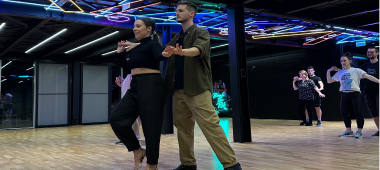 Hustle INT + Session